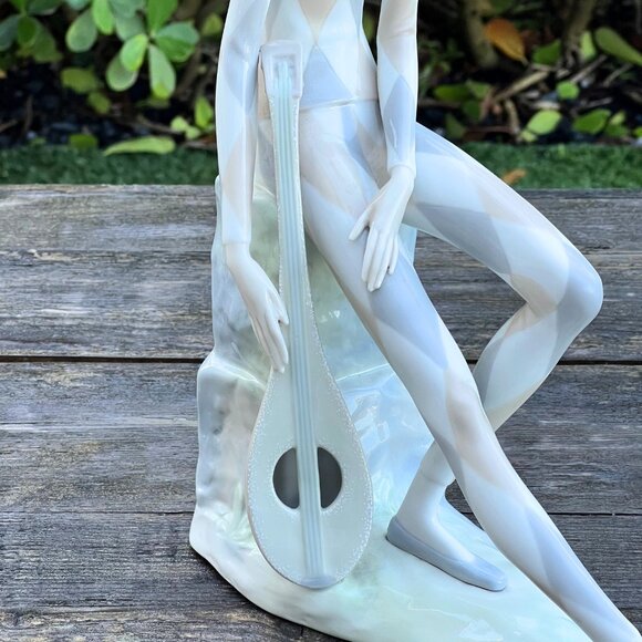 Lladro Nao "Harlequin" Jester Large with Guitar Mandolin Porcelain Vintage - Picture 2 of 12